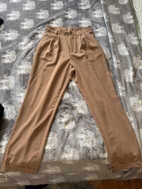 High-Waist Tailored Trousers in Camel Brown